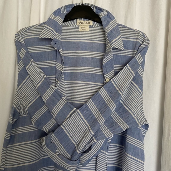 WOMEN Sz-L From Lili’s Closet- Button-Up Long Sleeves Top- Super Soft & Light - Picture 11 of 13